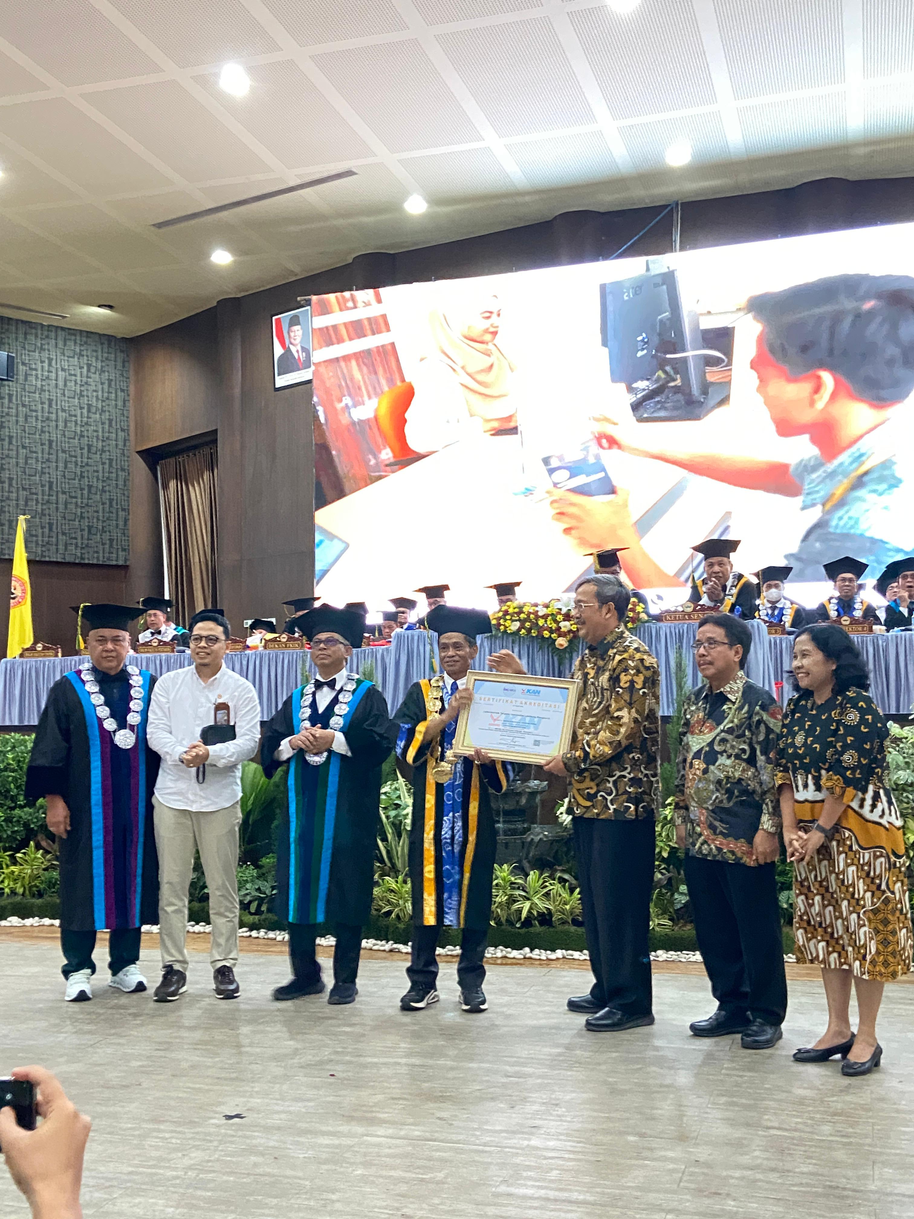 Laboratorium Terpadu ULM Resmi Kantongi Akreditasi KAN LP-2160-IDN